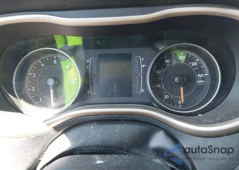 2017 Jeep Cherokee Altitude Fwd z USA, uszkodzony, nr VIN 1C4PJLAB6HW652773